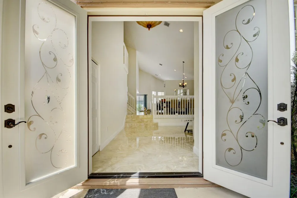 2418 Westmont Drive Royal Palm Beach, FL 33411