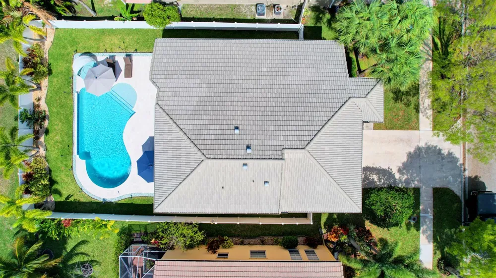 2418 Westmont Drive Royal Palm Beach, FL 33411