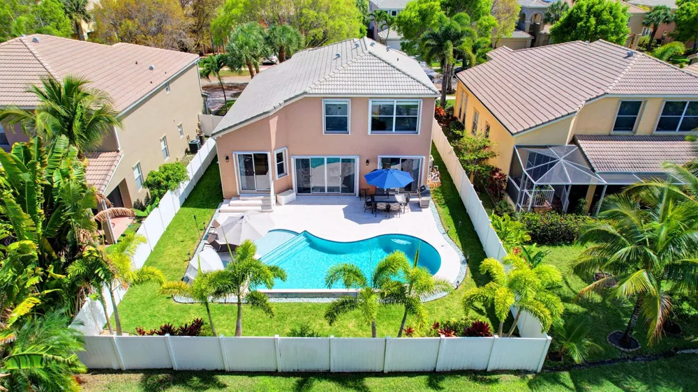 2418 Westmont Drive Royal Palm Beach, FL 33411