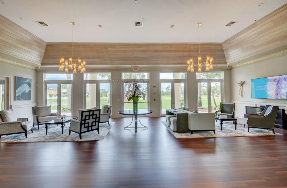 2418 Westmont Drive Royal Palm Beach, FL 33411