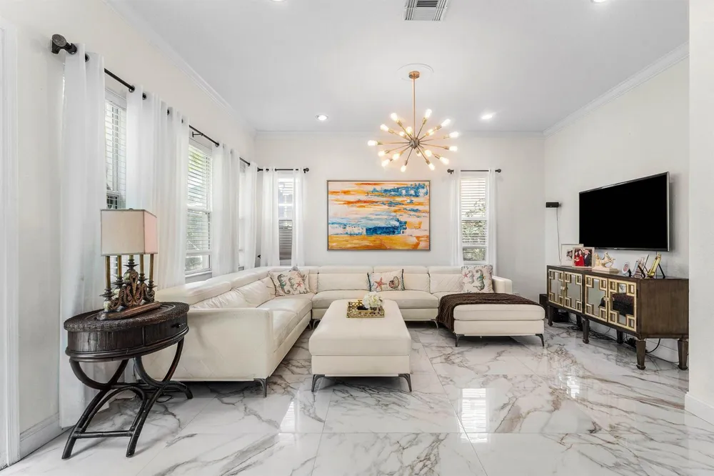 599 Cresta Circle West Palm Beach, FL 33413