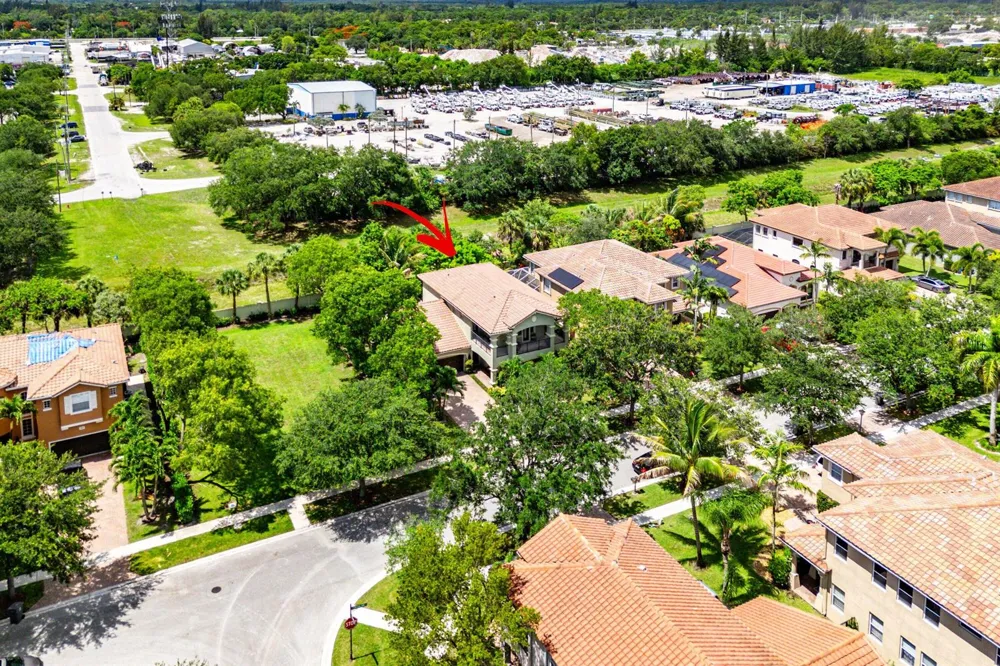 599 Cresta Circle West Palm Beach, FL 33413