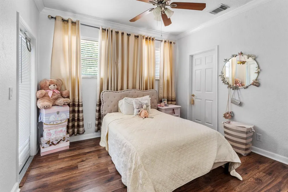 599 Cresta Circle West Palm Beach, FL 33413
