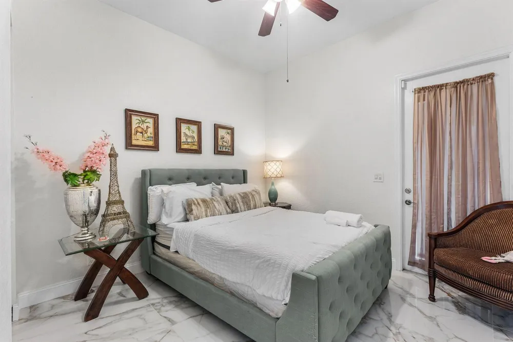 599 Cresta Circle West Palm Beach, FL 33413