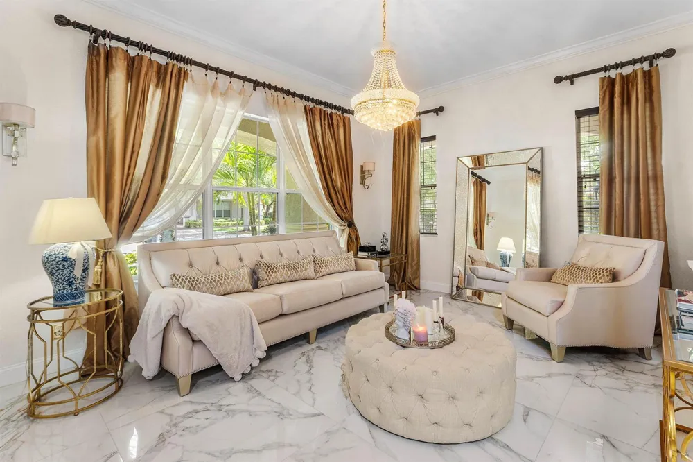 599 Cresta Circle West Palm Beach, FL 33413