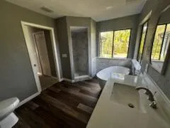 108 Greentree Lane 