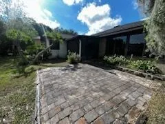 108 Greentree Lane 