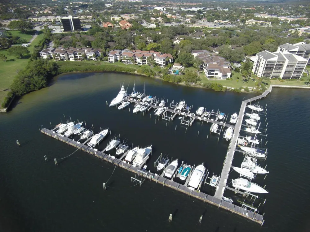 1660 Twelve Oaks Way #203 North Palm Beach, FL 33408