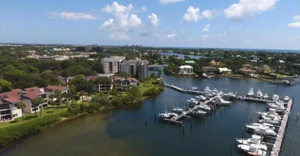 1660 Twelve Oaks Way #203 North Palm Beach, FL 33408