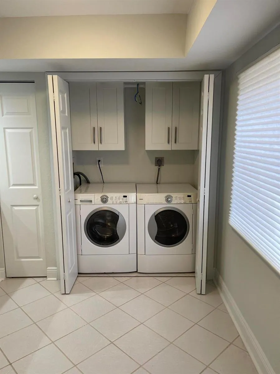 1660 Twelve Oaks Way #203 North Palm Beach, FL 33408