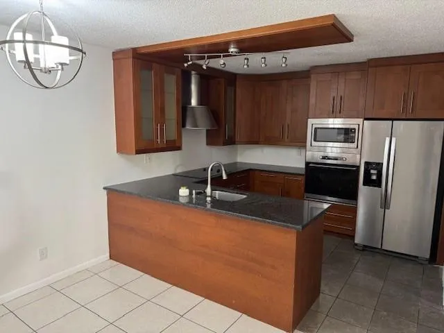 1210 SW 118th Terrace Davie, FL 33325
