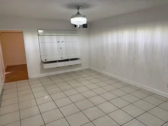 1210 SW 118th Terrace Davie, FL 33325