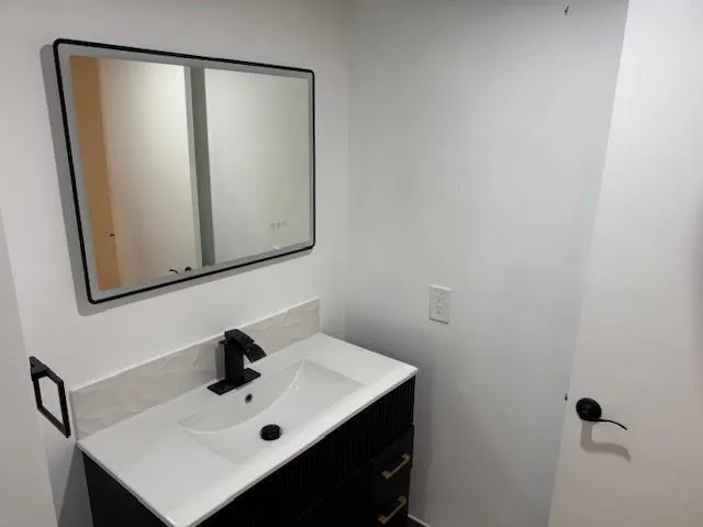 1210 SW 118th Terrace Davie, FL 33325