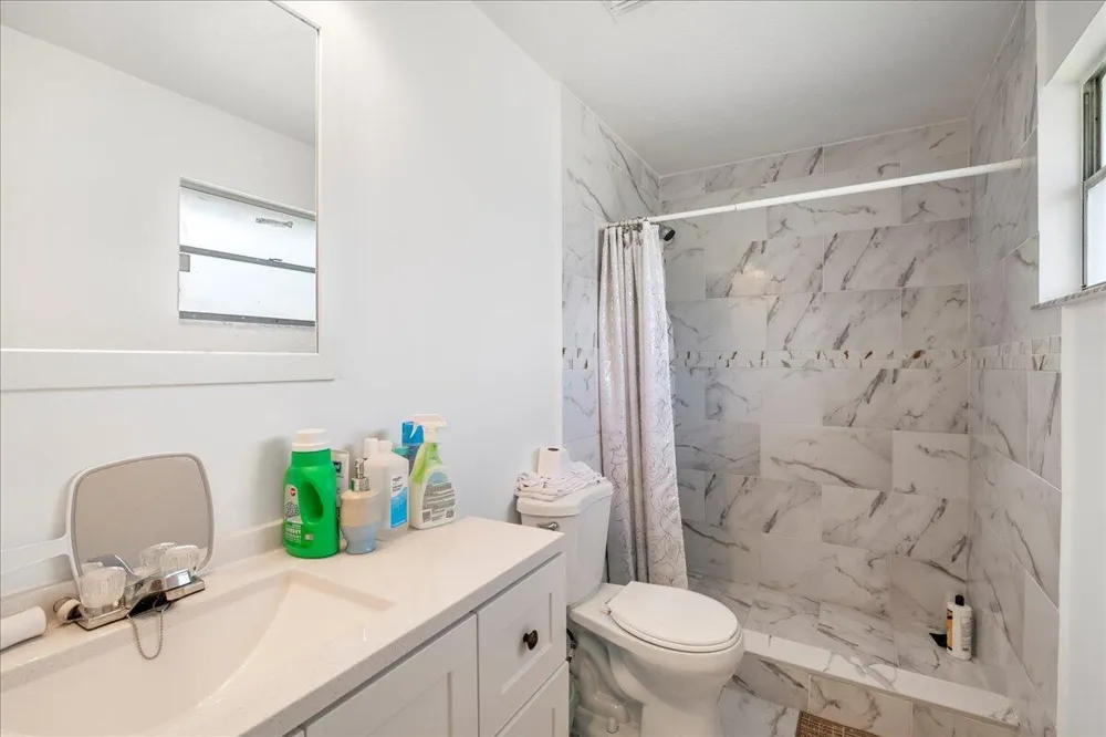 216 Micco Avenue Sebring, FL 33870