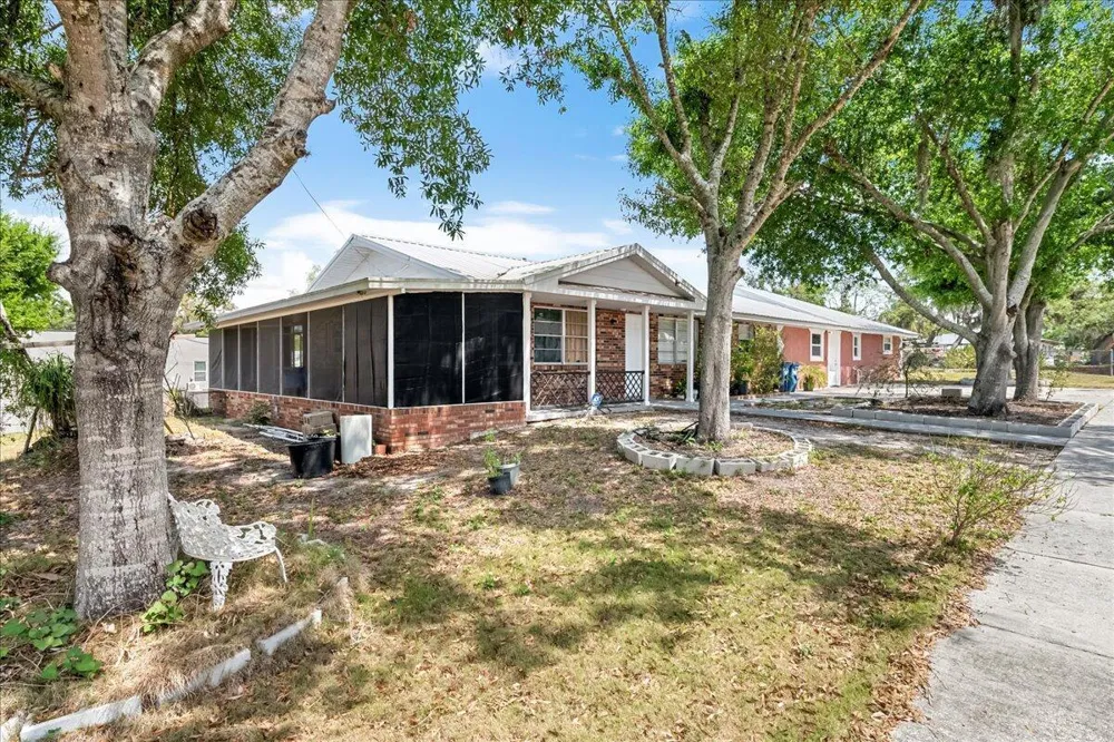 216 Micco Avenue Sebring, FL 33870