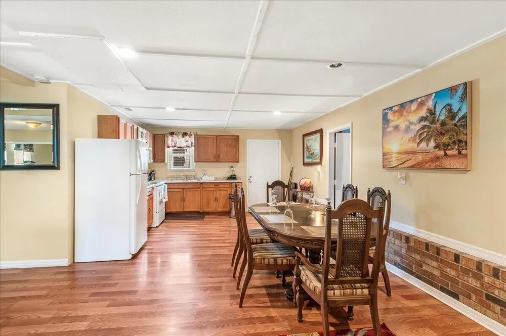 216 Micco Avenue Sebring, FL 33870
