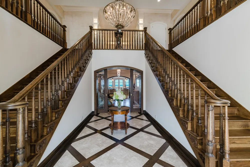 19 Beach Road Jupiter Island, FL 33455