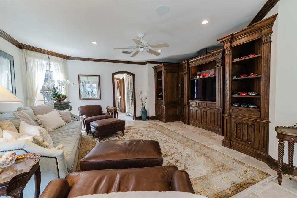 19 Beach Road Jupiter Island, FL 33455