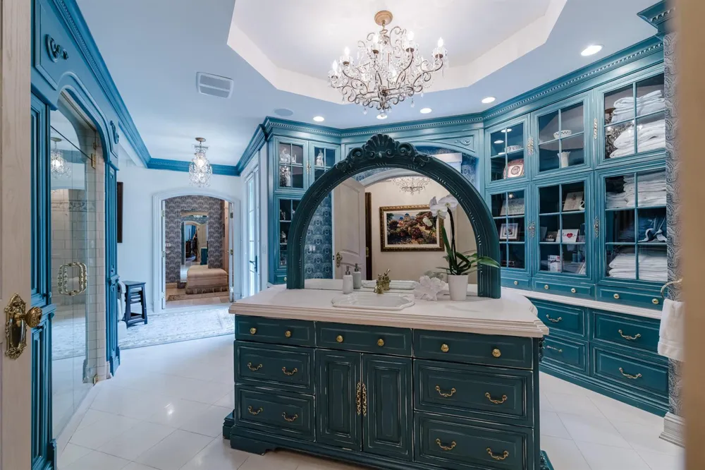 19 Beach Road Jupiter Island, FL 33455