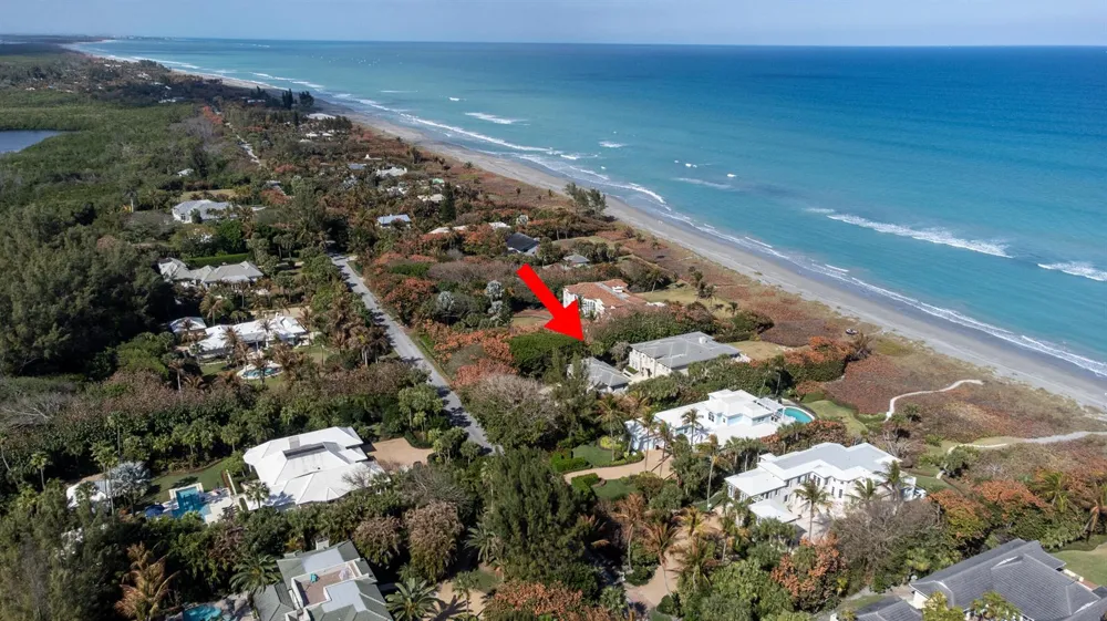 19 Beach Road Jupiter Island, FL 33455
