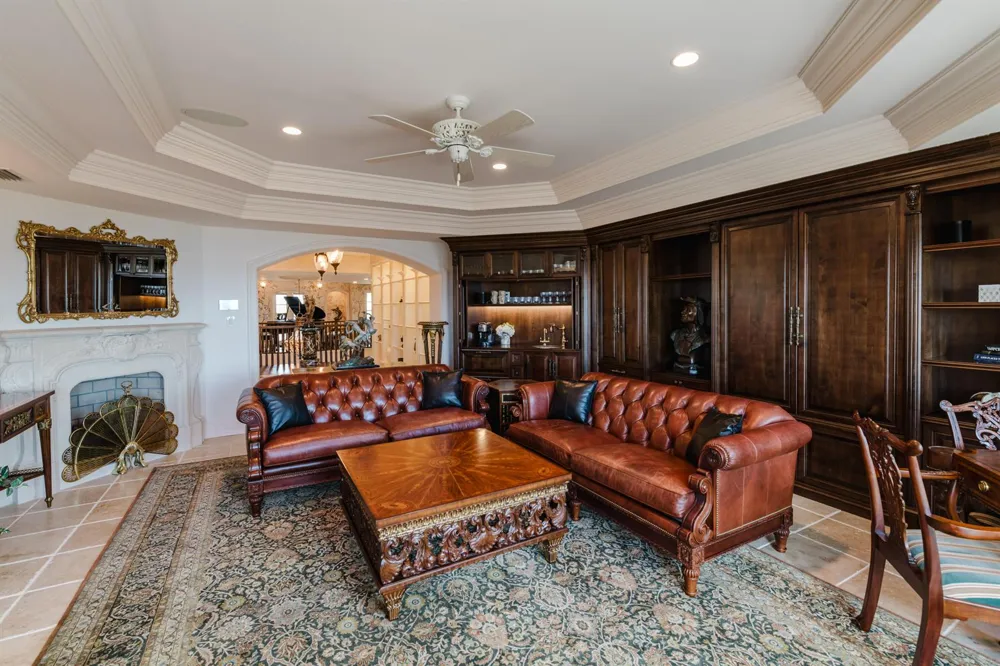 19 Beach Road Jupiter Island, FL 33455