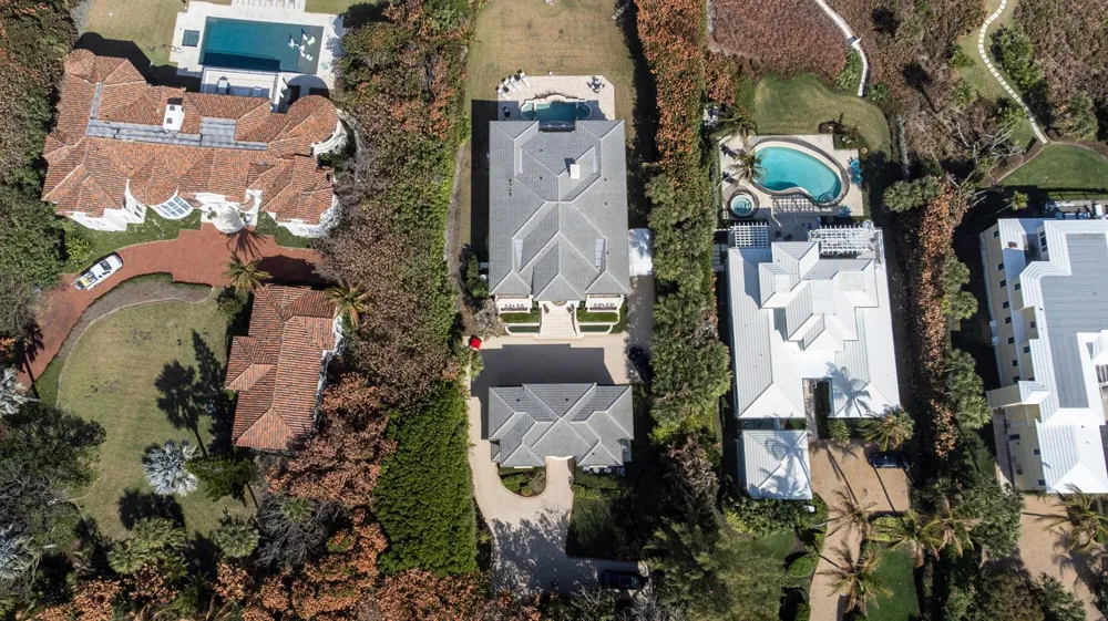 19 Beach Road Jupiter Island, FL 33455