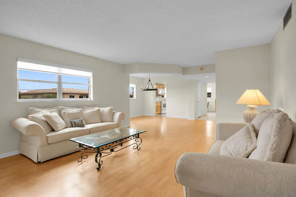 1605 Abaco Drive #M4 Coconut Creek, FL 33066