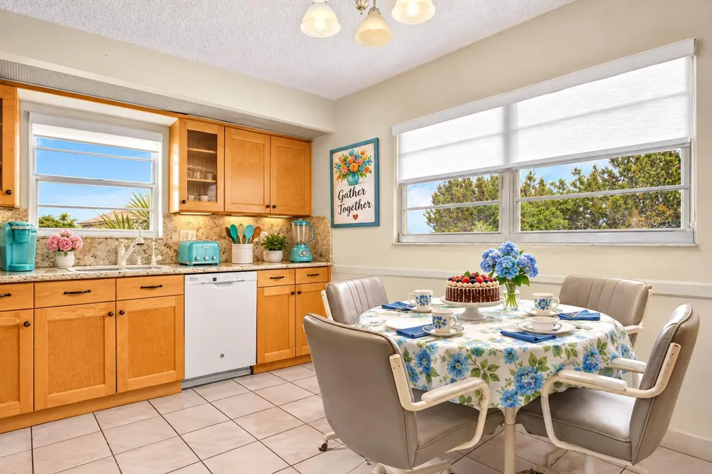 1605 Abaco Drive #M4 Coconut Creek, FL 33066