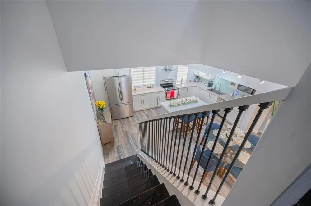 2841 NE 185th Street #514 Miami, FL 33180