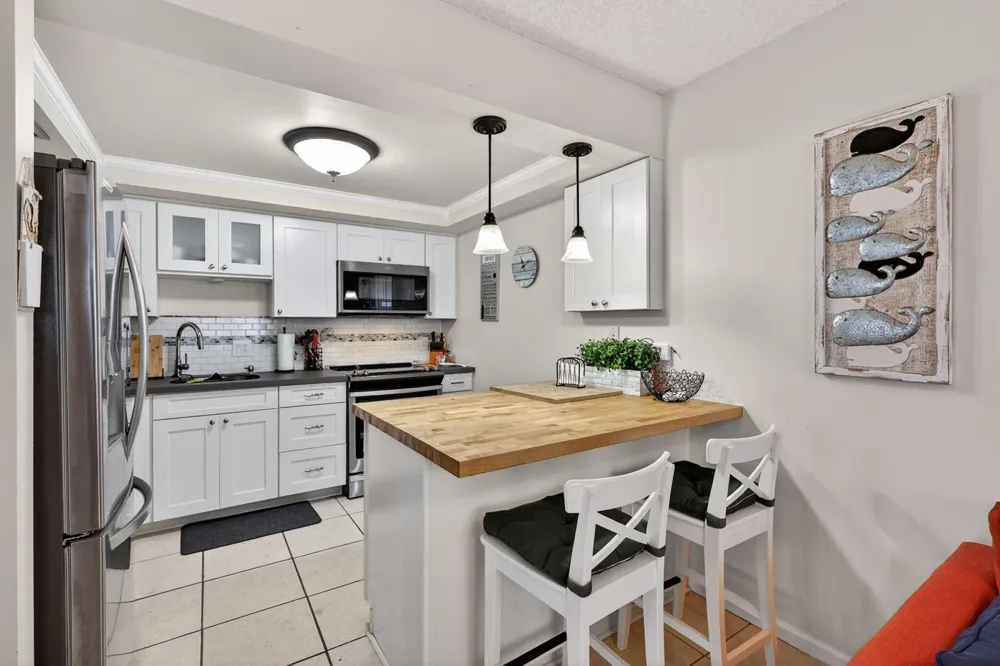 950 S Kanner Highway #603 Stuart, FL 34994