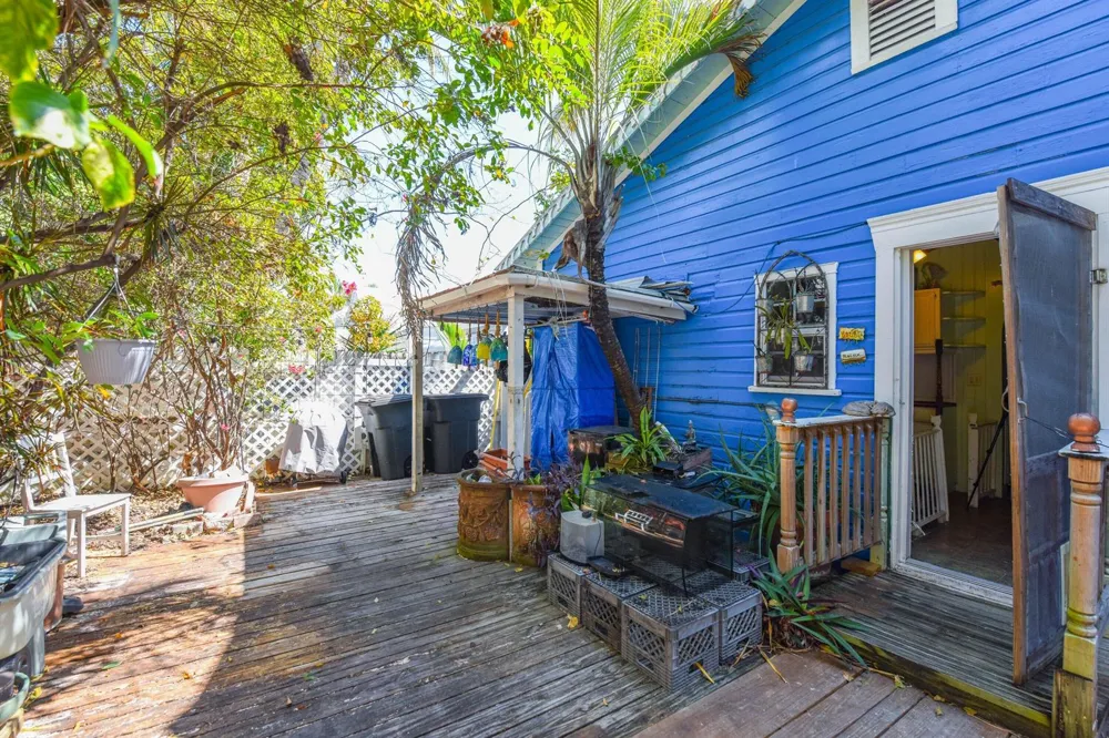 1425 Eliza Street Key West, FL 33040