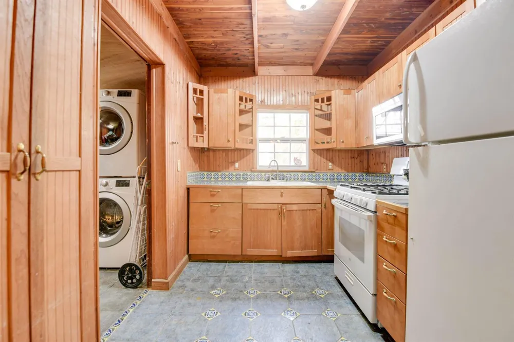 1425 Eliza Street Key West, FL 33040