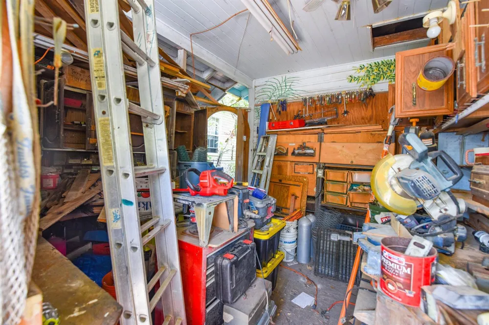 1425 Eliza Street Key West, FL 33040