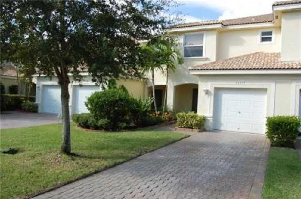 13377 Georgian Court Wellington, FL 33414