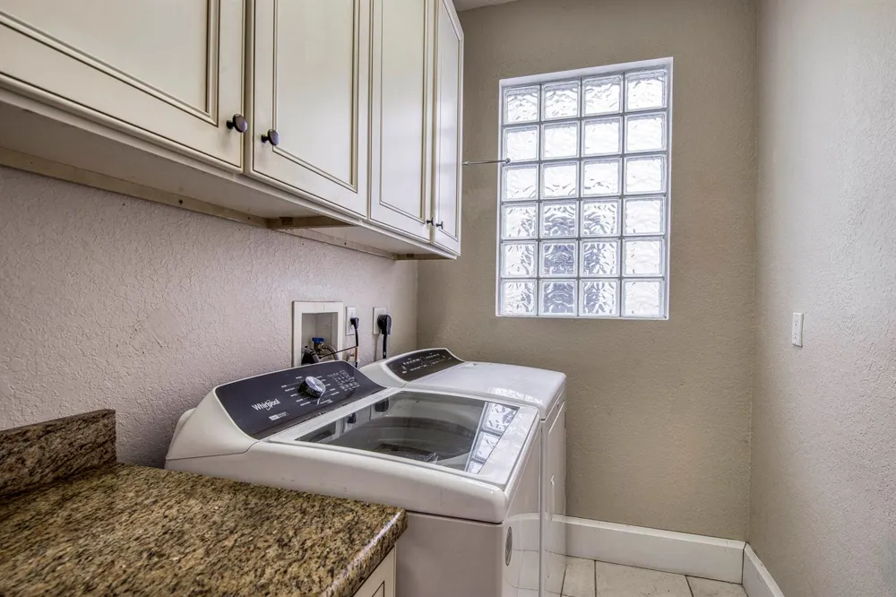 1508 Sagewood Court Riviera Beach, FL 33404