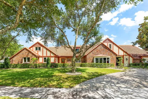 3790 Kings Way