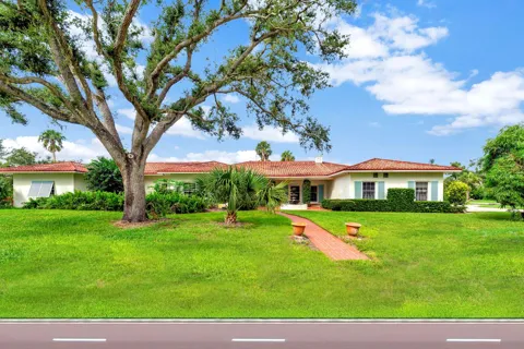 3655 Flamingo Drive