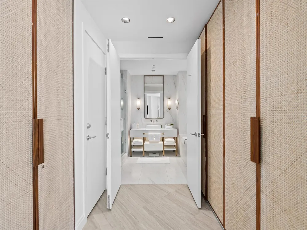 525 Fort Lauderdale Beach Boulevard #1505 Fort Lauderdale, FL 33304