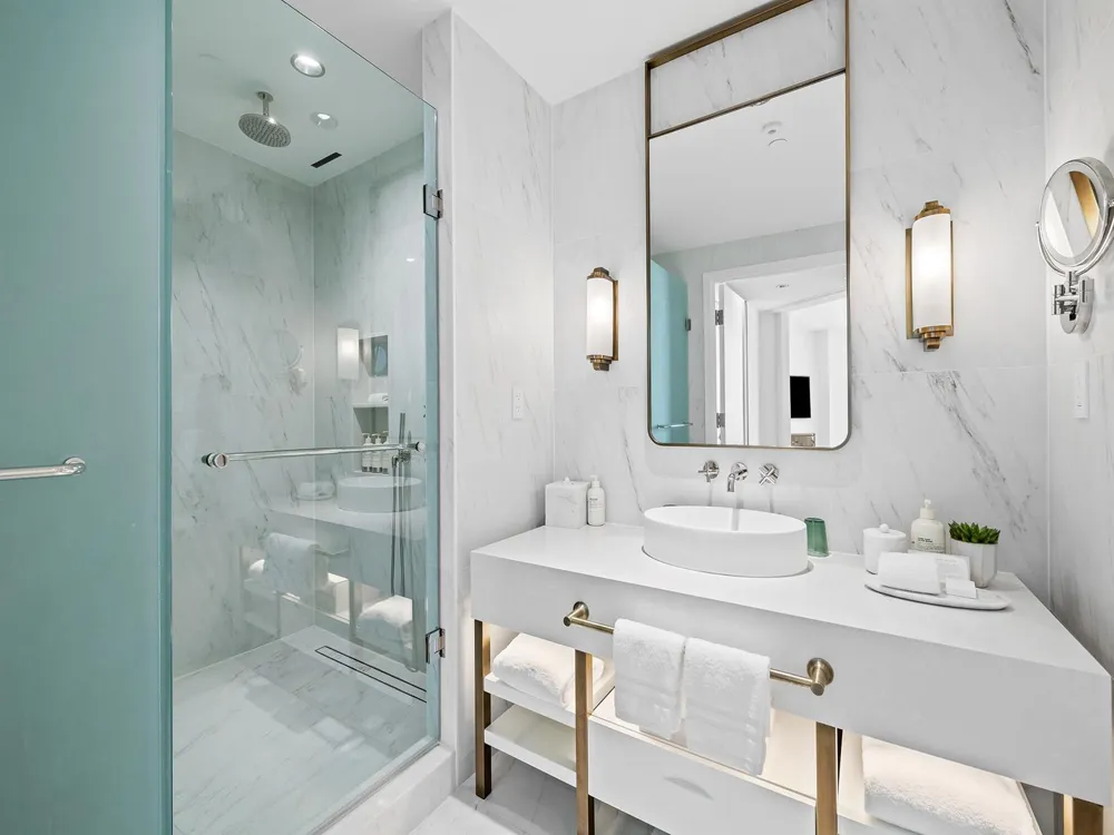525 Fort Lauderdale Beach Boulevard #1505 Fort Lauderdale, FL 33304