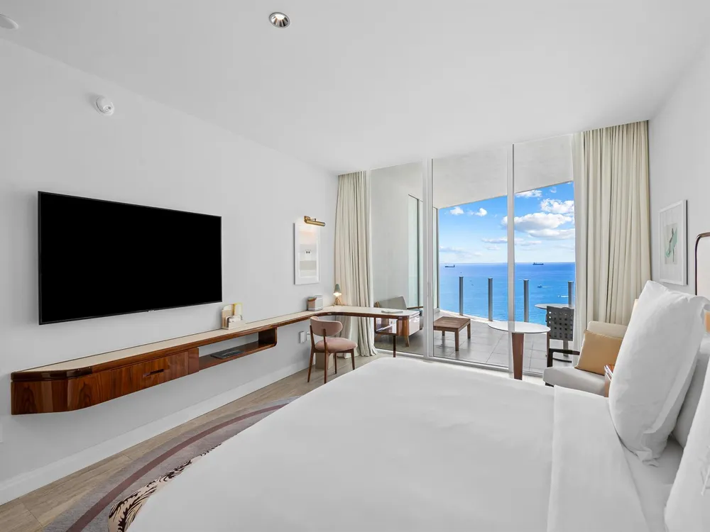 525 Fort Lauderdale Beach Boulevard #1505 Fort Lauderdale, FL 33304