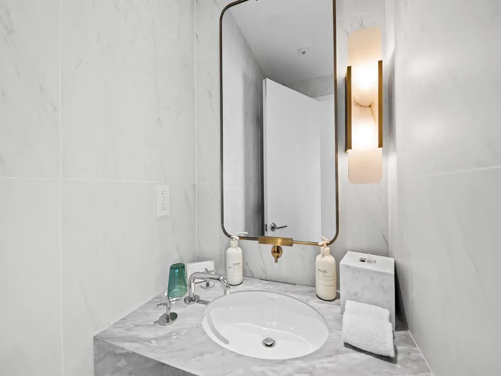525 Fort Lauderdale Beach Boulevard #1505 Fort Lauderdale, FL 33304