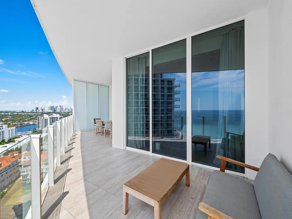 525 Fort Lauderdale Beach Boulevard #1505 Fort Lauderdale, FL 33304