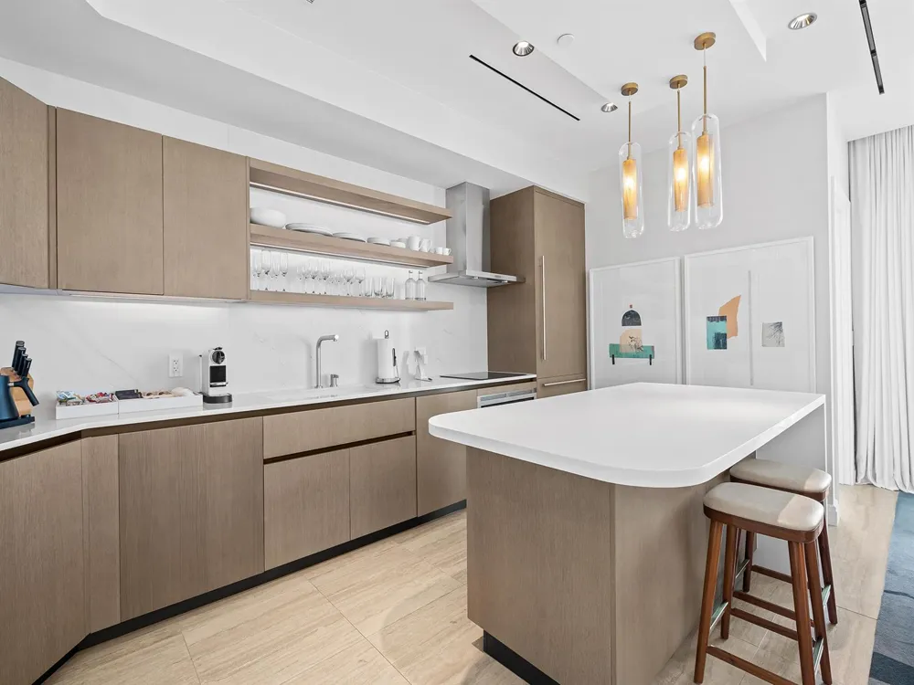525 Fort Lauderdale Beach Boulevard #1505 Fort Lauderdale, FL 33304