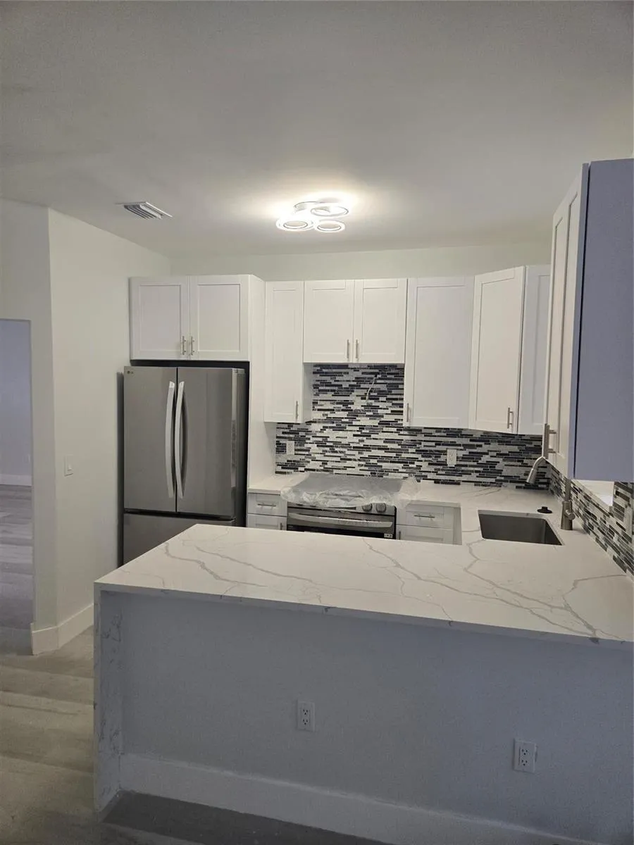 580 NW 87 WAY Coral Springs, FL 33071
