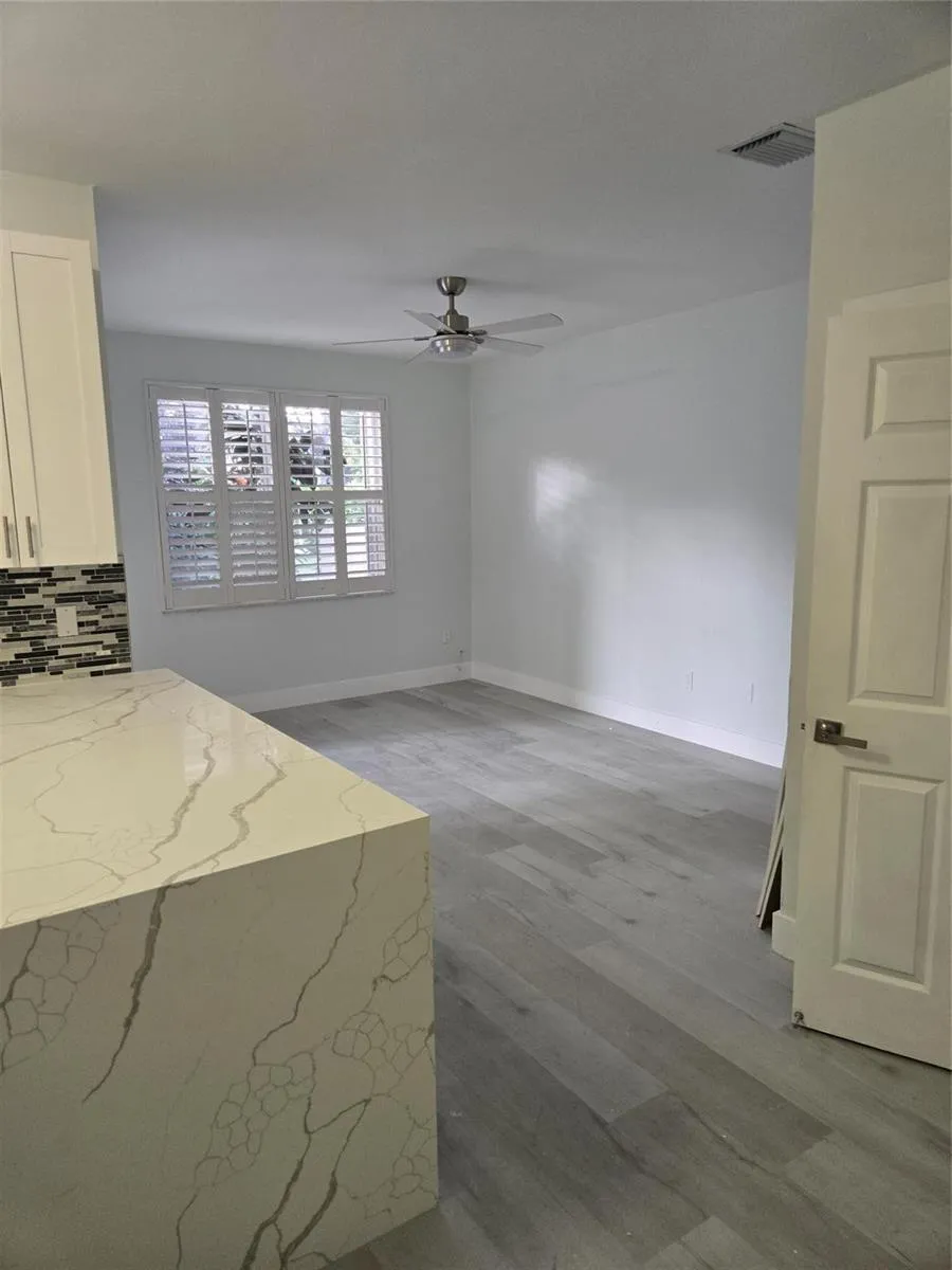580 NW 87 WAY Coral Springs, FL 33071