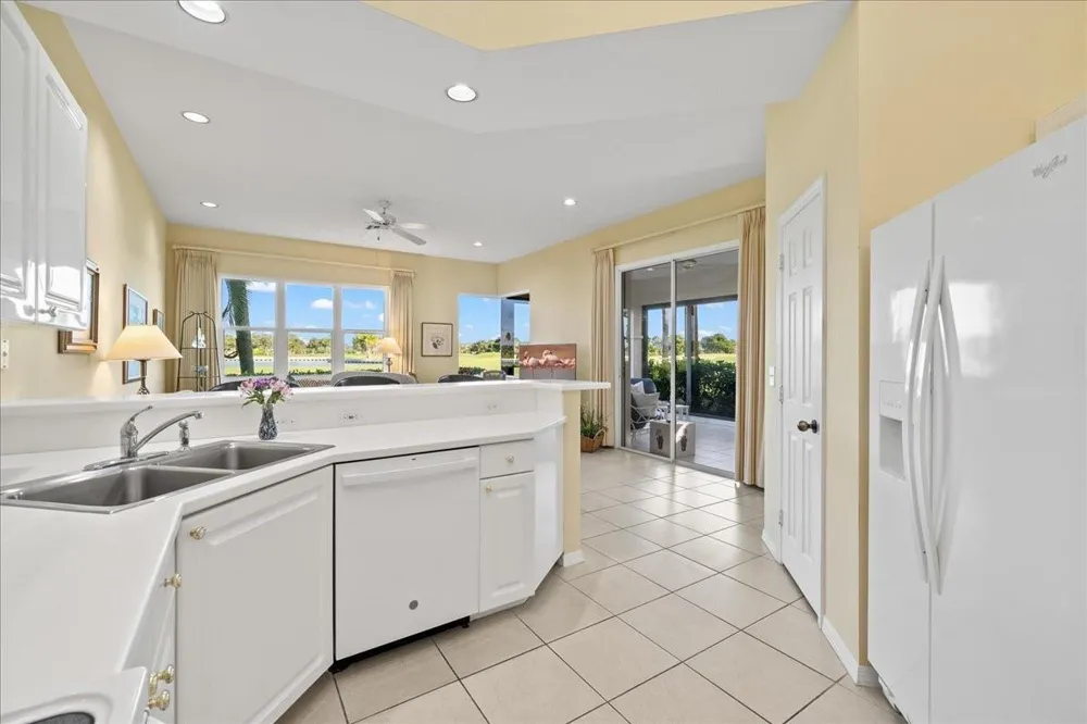 1725 Victoria Circle Vero Beach, FL 32967