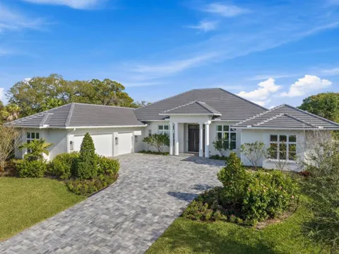 201 Shores Drive