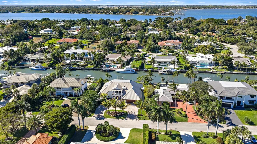 19 Island Road Sewalls Point, FL 34996