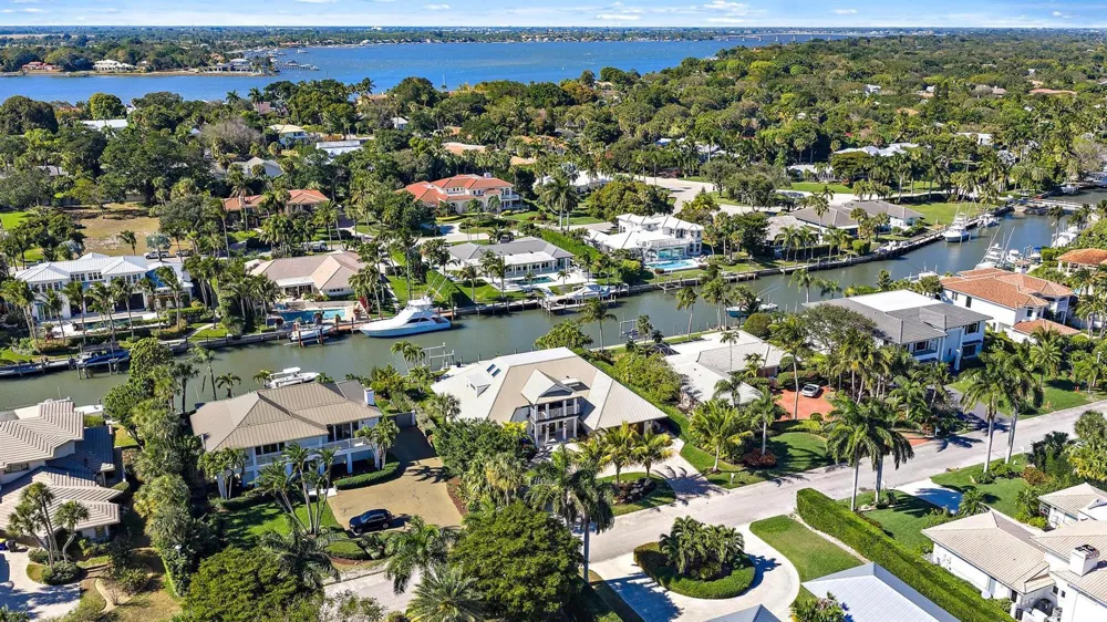19 Island Road Sewalls Point, FL 34996