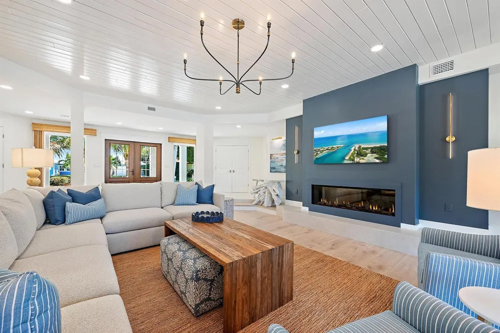 19 Island Road Sewalls Point, FL 34996
